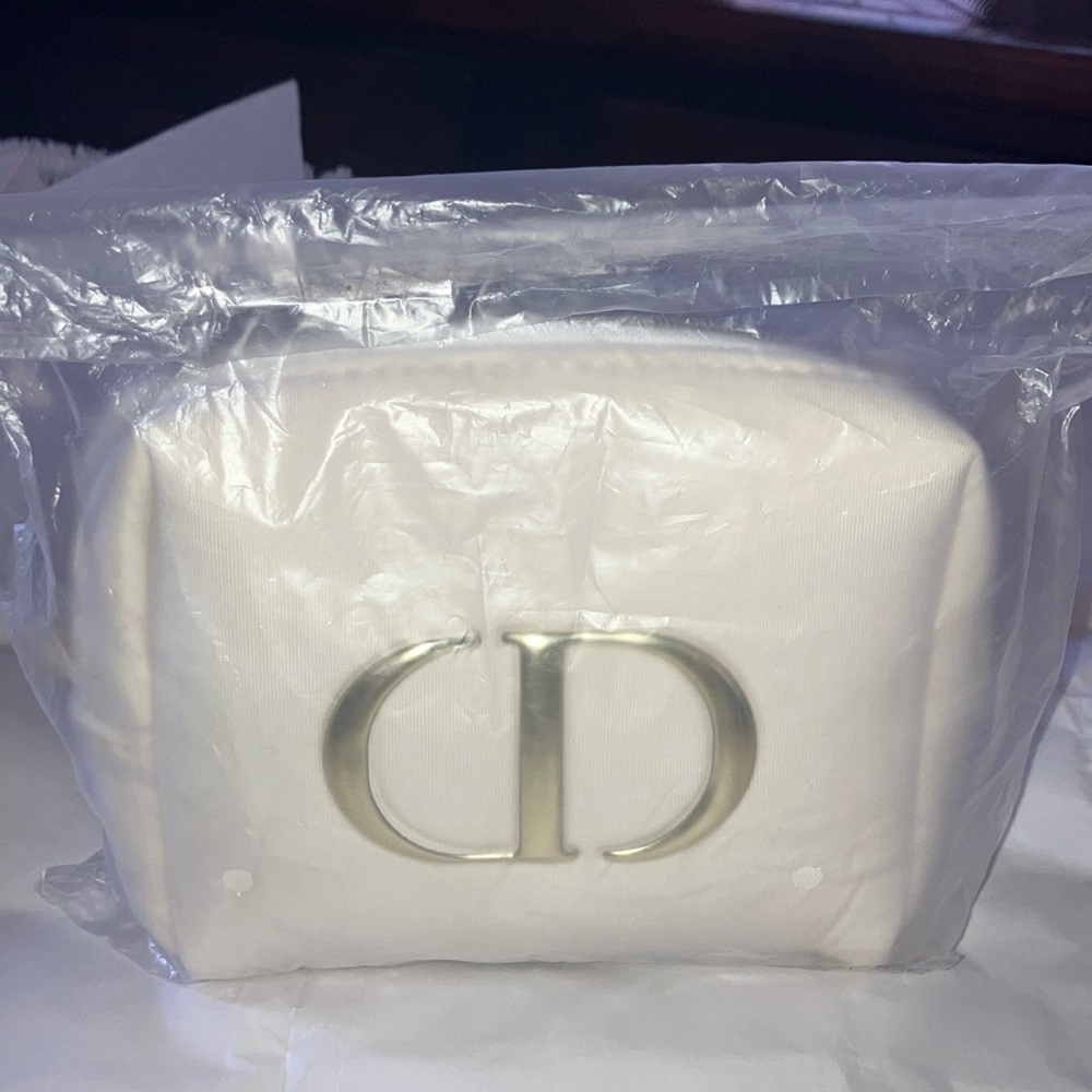 Dior NWT in the package cosmetic bag 7 piece makeup bundle - Picture 16 of 16
